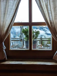 Geamuri din lemn vs aluminiu