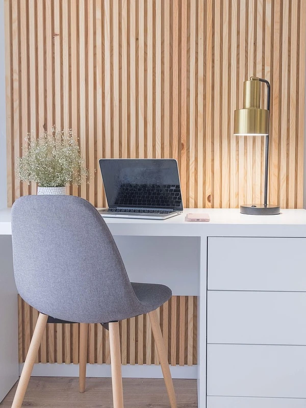 Lambriuri din lemn pentru pereți interiori. Cum alegi corect într-un spațiu modern